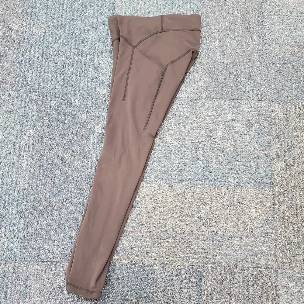 Lululemon Turning Point Tight - Black - Nulux - Size 4 - Picture 5 of 16